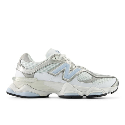 Tênis New Balance 9060