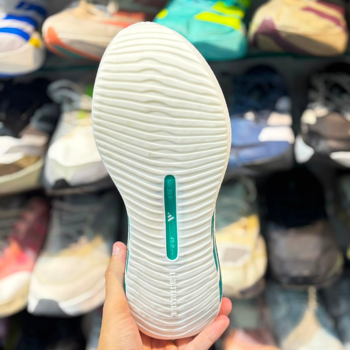 Hyperboost